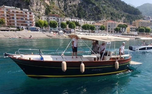 Amalfi coast private tour max 8 passengers