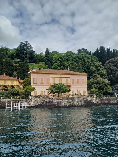 Bellagio Lake Pearl tour 4 hours
