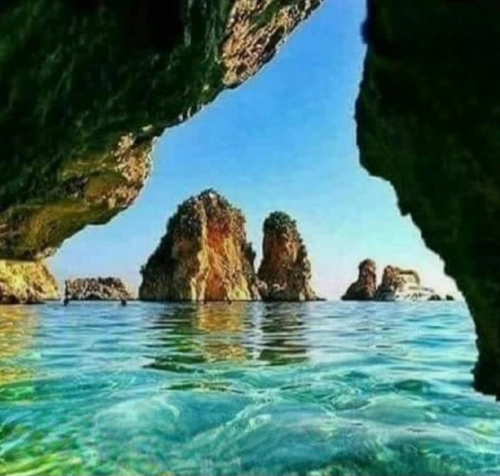 SAIL WITH US FOR AMAZING BOAT TOUR