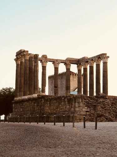 Évora and Alentejo Day Trip from Lisbon – History, Wine & Culture
